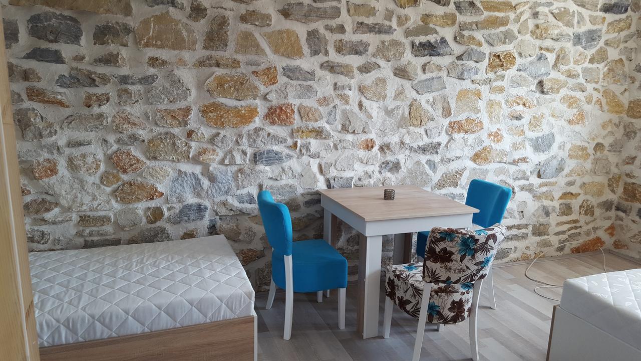 Rooms Ela Ela Prekodolce Екстериор снимка