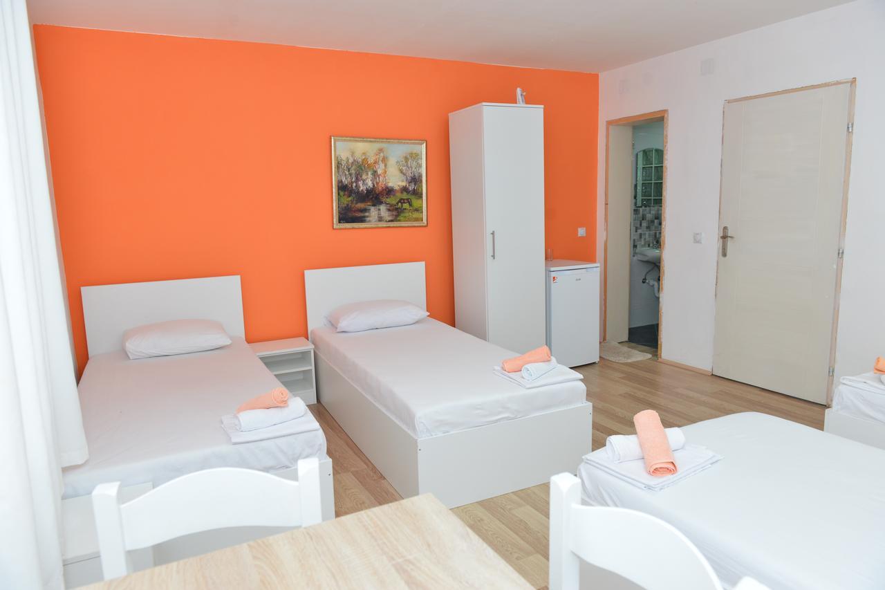Rooms Ela Ela Prekodolce Екстериор снимка